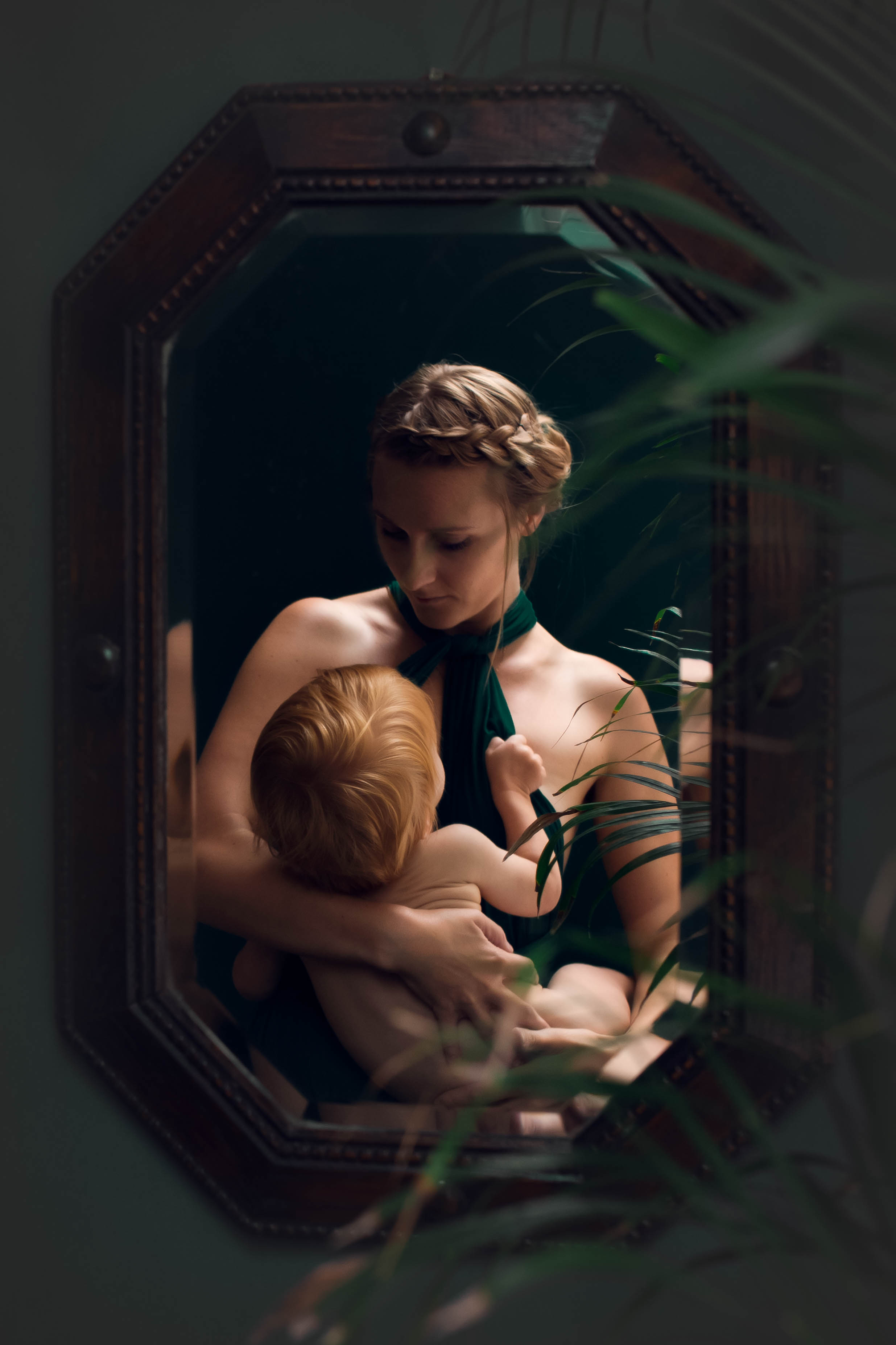 I Created A Breastfeeding Project To Show The Positives Of Breastfeeding. The Strength, Elegance And Unity Behind It.