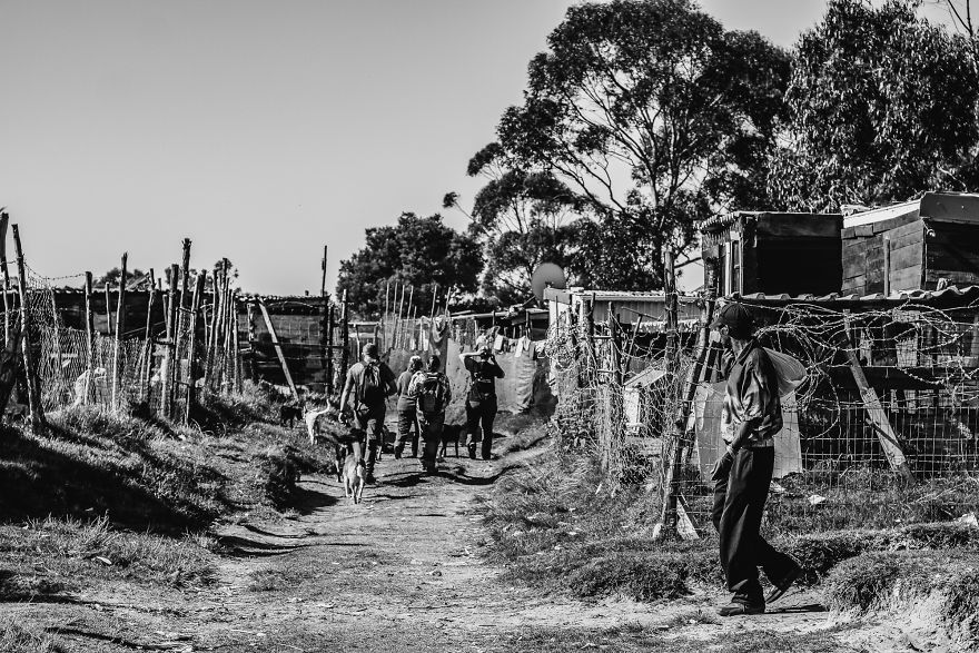 I Followed A Rescue Organisation Around An Informal Settlement In South Africa With My Camera