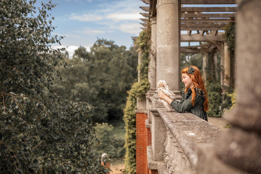 Scouting Of Magical Location For Children Photography