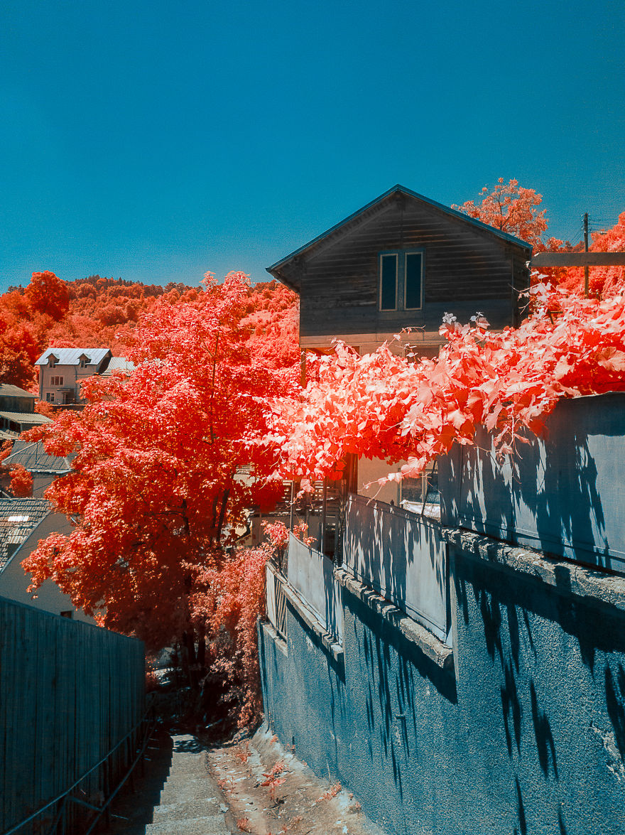 Romanian Photographer Creates Spectacular Infrared Photography With A Phone