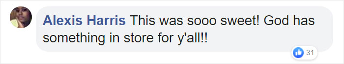 Family Accidentally Texts Baby News To Complete Strangers, They Pay Them A Visit And Bring Gifts For The Baby Family Accidentally Texts Baby News To Complete Strangers, They Pay Them A Visit And Bring Gifts For The Baby