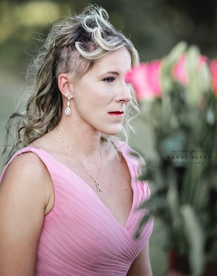 Raw Photoshoot Of Woman Preparing To Battle Breast Cancer As Husband Shaves Off Her Hair Goes Viral Raw Photoshoot Of Woman Preparing To Battle Breast Cancer As Husband Shaves Off Her Hair Goes Viral