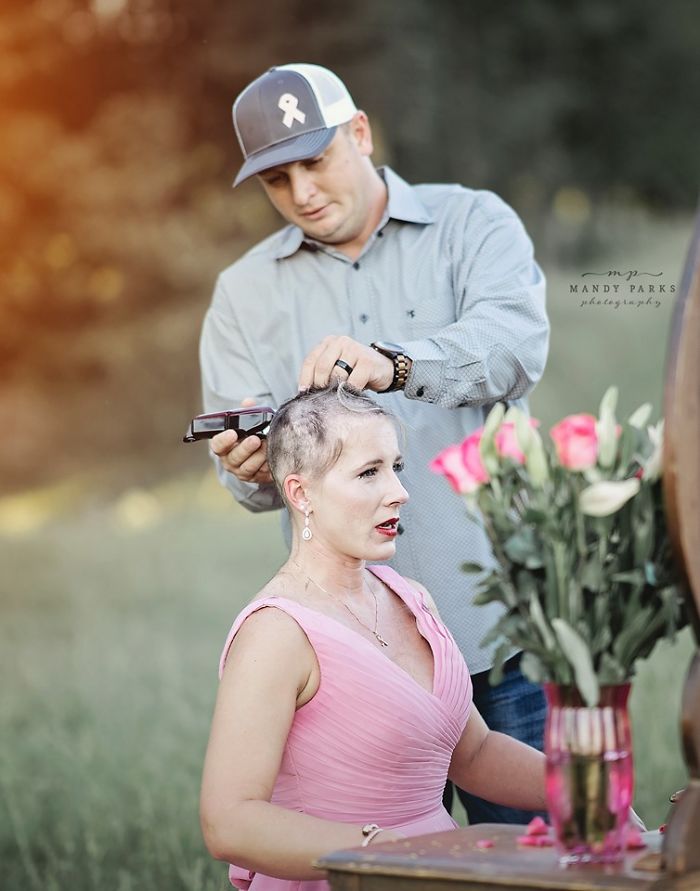 Raw Photoshoot Of Woman Preparing To Battle Breast Cancer As Husband Shaves Off Her Hair Goes Viral Raw Photoshoot Of Woman Preparing To Battle Breast Cancer As Husband Shaves Off Her Hair Goes Viral