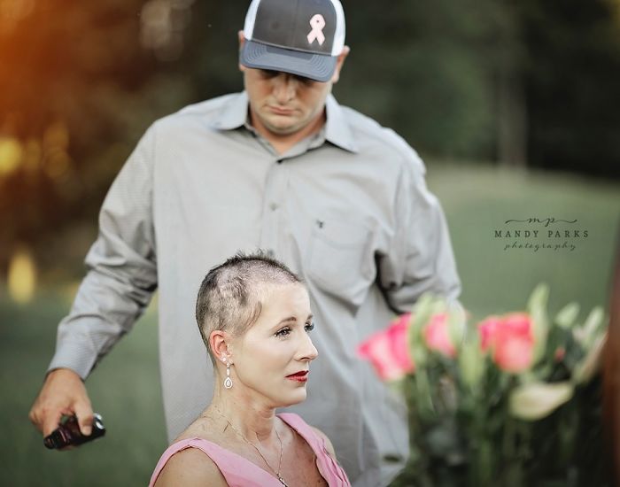 Raw Photoshoot Of Woman Preparing To Battle Breast Cancer As Husband Shaves Off Her Hair Goes Viral Raw Photoshoot Of Woman Preparing To Battle Breast Cancer As Husband Shaves Off Her Hair Goes Viral