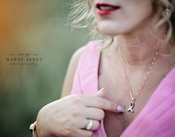 Raw Photoshoot Of Woman Preparing To Battle Breast Cancer As Husband Shaves Off Her Hair Goes Viral Raw Photoshoot Of Woman Preparing To Battle Breast Cancer As Husband Shaves Off Her Hair Goes Viral