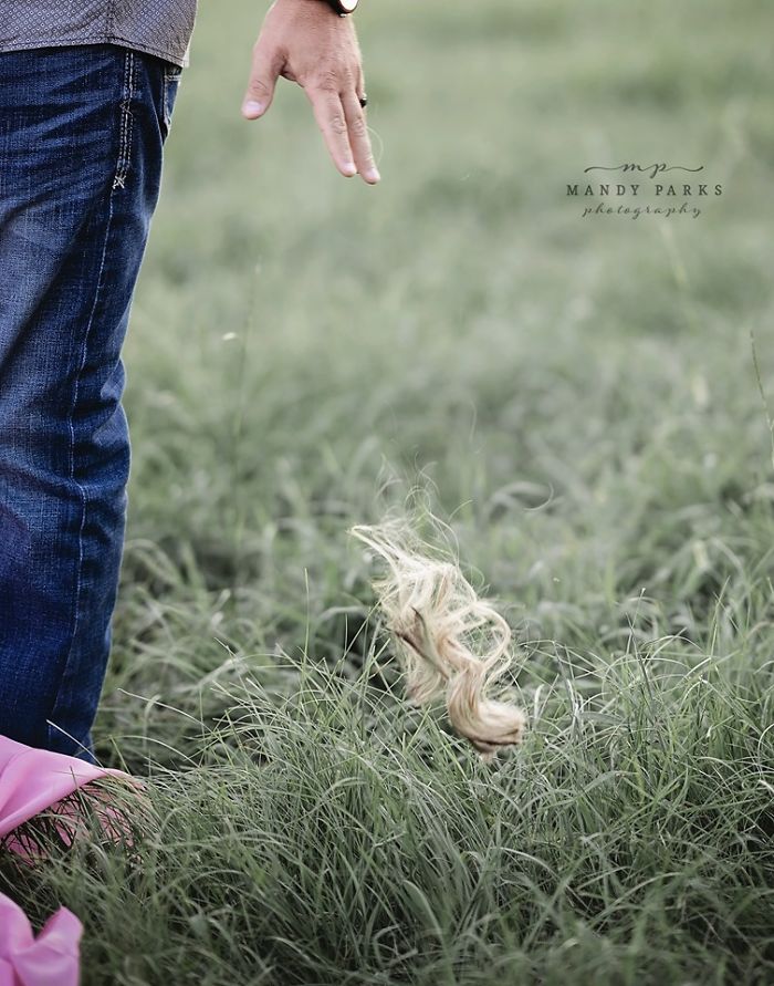 Raw Photoshoot Of Woman Preparing To Battle Breast Cancer As Husband Shaves Off Her Hair Goes Viral Raw Photoshoot Of Woman Preparing To Battle Breast Cancer As Husband Shaves Off Her Hair Goes Viral