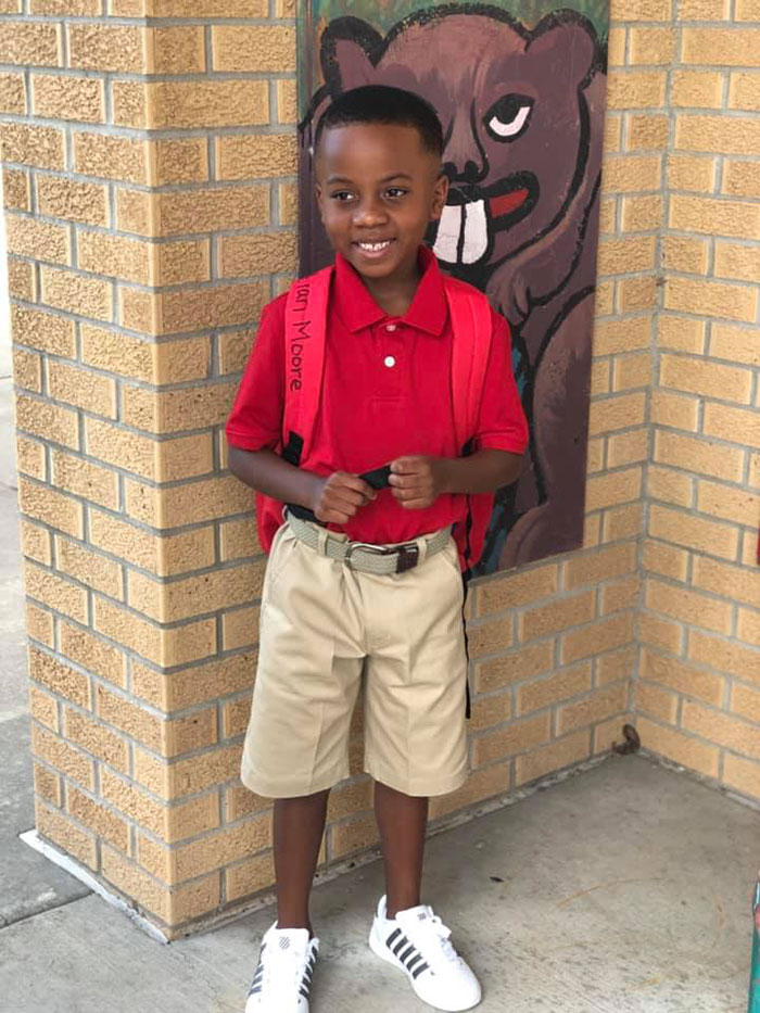 This 8 Y.O. Boy Saw An Autistic Boy Crying On The First Day Of School, Grabbed His Hand And Walked Him To Class