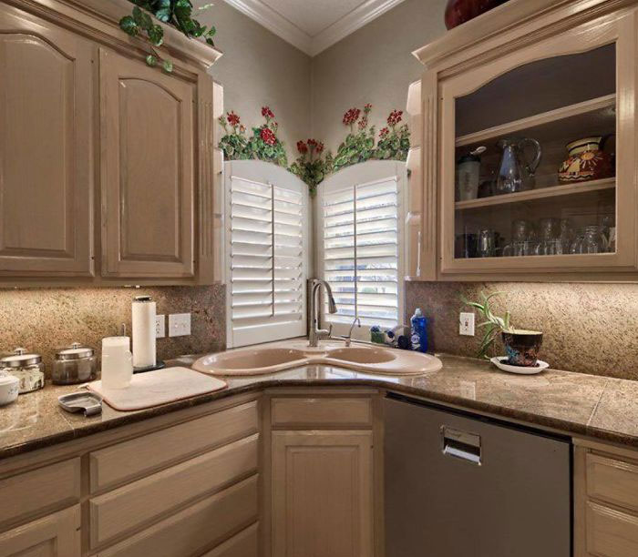 I Hate Almost Everything In Corners. But Damn If I Don’t Hate It Even More When You Add Plantation Shutters And Geranium Decals. And Yes, I Do Hate Plantation Shutters. Don’t Message Me Telling Me How Great They Are. Let Me Hate In Peace