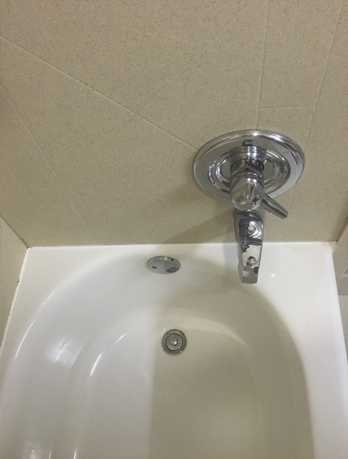 This Bathtub In My Hotel Room