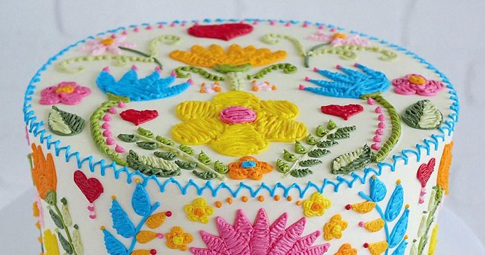 These Cakes By Leslie Vigil Look Like They’ve Been Decorated With Needle And Thread