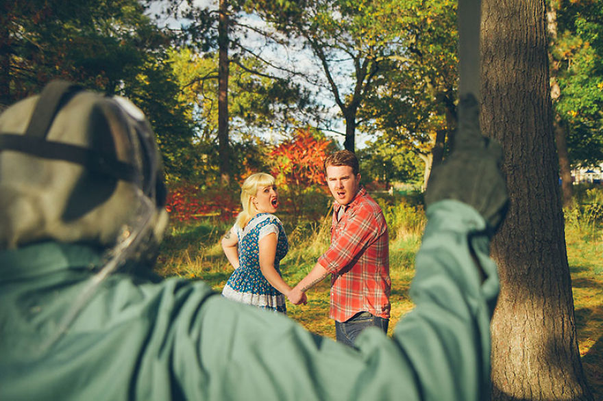 This Couple Has The Most Horrifying Engagement Photoshoot This Couple Has The Most Horrifying Engagement Photoshoot
