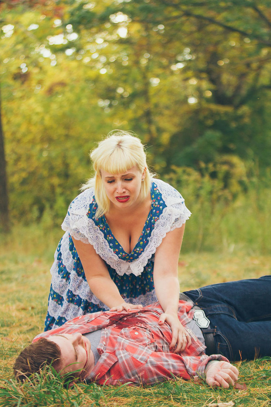 This Couple Has The Most Horrifying Engagement Photoshoot This Couple Has The Most Horrifying Engagement Photoshoot