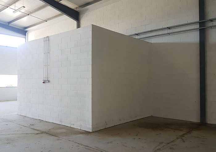 Portuguese Graffiti Artist Turns A Concrete Block Into An Abandoned Bus Portuguese Graffiti Artist Turns A Concrete Block Into An Abandoned Bus