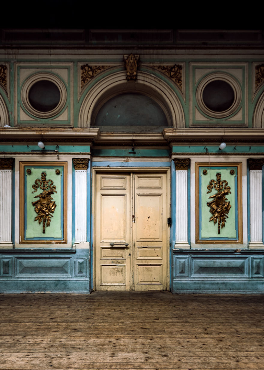 Masquerade Ball - Hidden In Central Tbilisi, This Hall Is Used But Very Decayed