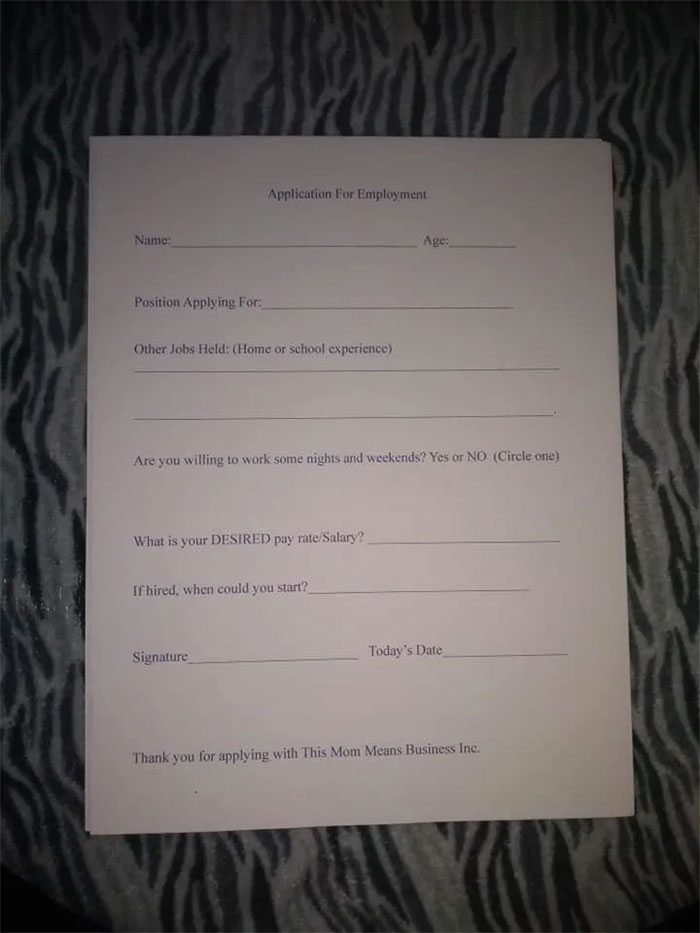 Kids Keep Asking Mom For More Pocket-Money So She Creates Household Chore 'Jobs' And Makes Them Apply Kids Keep Asking Mom For More Pocket-Money So She Creates Household Chore 'Jobs' And Makes Them Apply