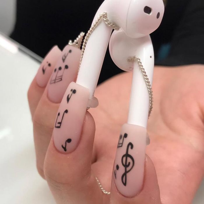 Airpod Nails