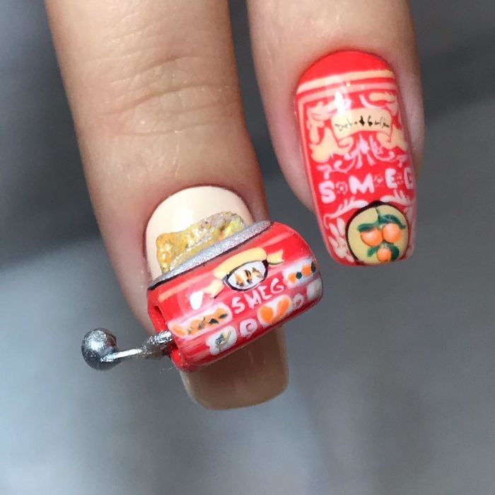 Toaster Nails
