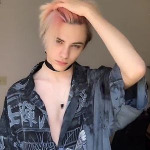 isismariecrumlett avatar