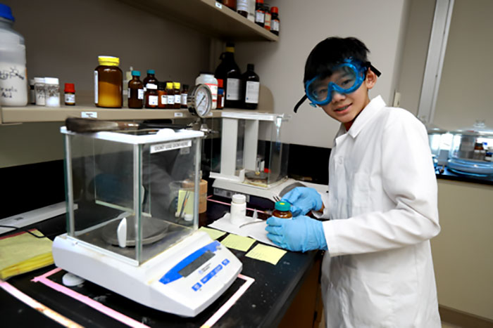 Someone Checks On Boy Genius That Went Viral At 11-YO, Finds Out He's A Published Researcher At 13 Someone Checks On Boy Genius That Went Viral At 11-YO, Finds Out He's A Published Researcher At 13