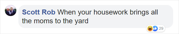 Guy Poses For Hilarious 'Sexy' Shots For His Lady And It Goes Viral Guy Poses For Hilarious 'Sexy' Shots For His Lady And It Goes Viral