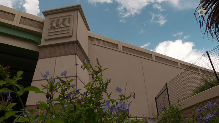 This Woman Talks Man Out Of Jumping Off A Bridge By Quoting Linkin Park Lyrics