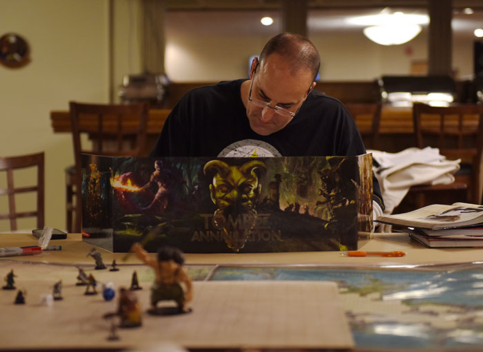 Dungeon Master Shares How He Helped His Friend's Daughter Sleep After She Called Him "Dumb Dumb" Dungeon Master Shares How He Helped His Friend's Daughter Sleep After She Called Him "Dumb Dumb"