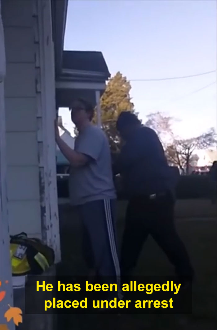 Hilarious Wannabe-Reporter Sets Out To 'Investigate' A House Fire, Actually Solves An Arson Case On FB Live Hilarious Wannabe-Reporter Sets Out To 'Investigate' A House Fire, Actually Solves An Arson Case On FB Live