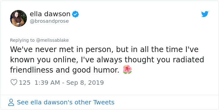 Trolls Tell Woman She's 'Too Ugly' To Be Posting Pics Of Her Face, She Responds With 3 Selfies Trolls Tell Woman She's 'Too Ugly' To Be Posting Pics Of Her Face, She Responds With 3 Selfies