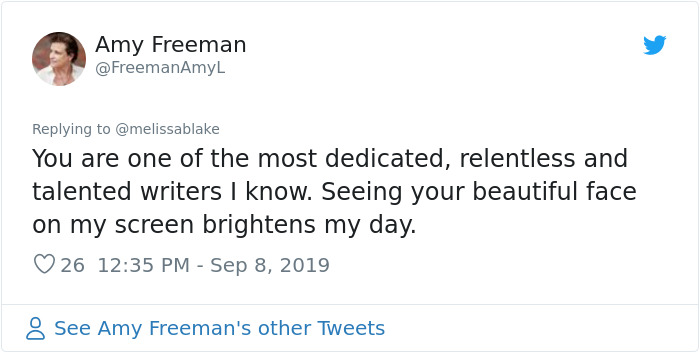 Trolls Tell Woman She's 'Too Ugly' To Be Posting Pics Of Her Face, She Responds With 3 Selfies Trolls Tell Woman She's 'Too Ugly' To Be Posting Pics Of Her Face, She Responds With 3 Selfies