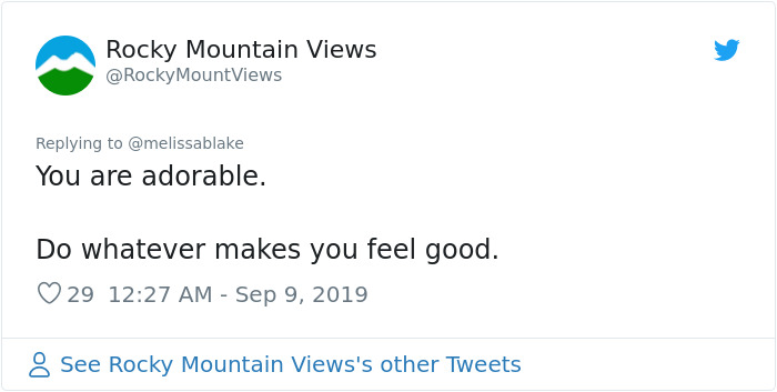 Trolls Tell Woman She's 'Too Ugly' To Be Posting Pics Of Her Face, She Responds With 3 Selfies Trolls Tell Woman She's 'Too Ugly' To Be Posting Pics Of Her Face, She Responds With 3 Selfies