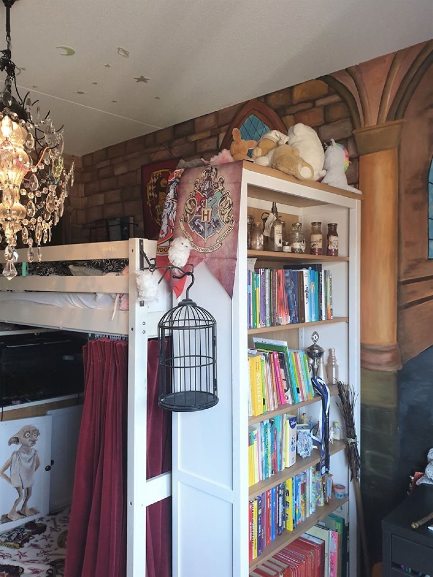 19 Pics Of My Daughter's Bedroom Turned Into Hogwarts 19 Pics Of My Daughter's Bedroom Turned Into Hogwarts