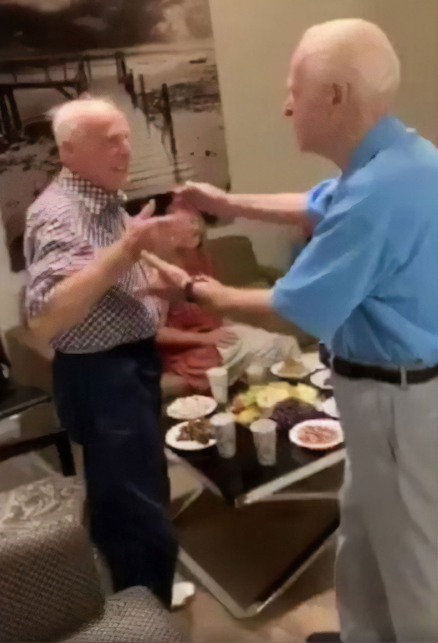 Cousins Who Were Believed To Have Died Are Reunited 75 Years After Surviving The Holocaust Cousins Who Were Believed To Have Died Are Reunited 75 Years After Surviving The Holocaust