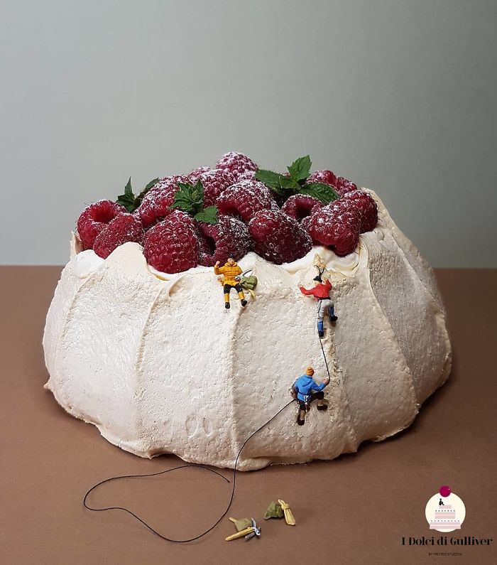 Matteo-Stucchi-Pastry-Chef-Miniature-Worlds-Desserts