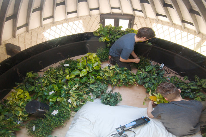 Couple Spends A Year Building Their Dream Yurt And It Looks Amazing Couple Spends A Year Building Their Dream Yurt And It Looks Amazing