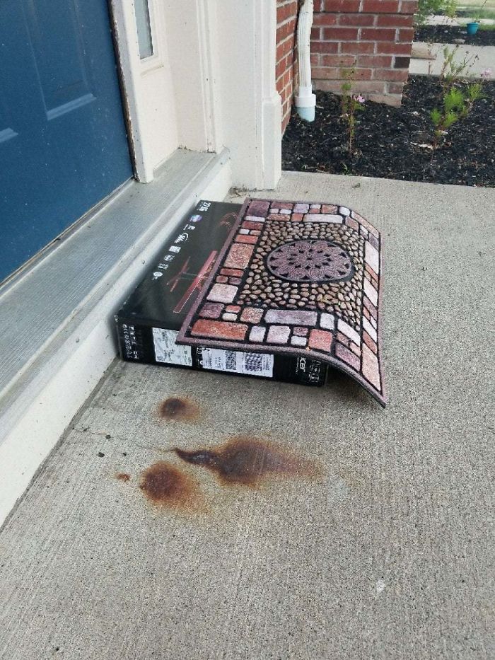 How FedEx Delivered My Monitor While I Wasn't Home