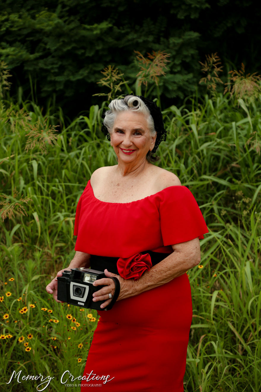 Glamorous Grandma Goals, I Did My Mom's 75th Birthday Pin-Up Photoshoot!