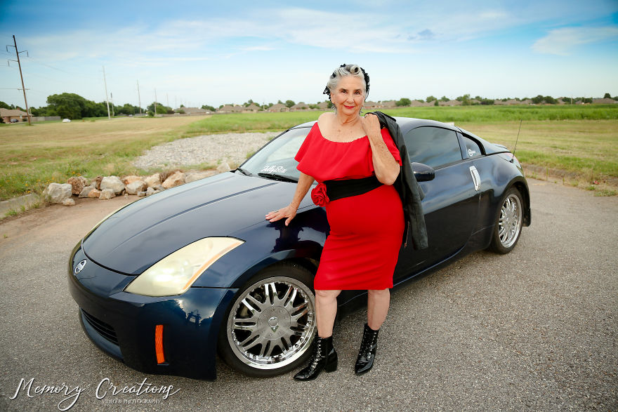 Glamorous Grandma Goals, I Did My Mom's 75th Birthday Pin-Up Photoshoot! Glamorous Grandma Goals, I Did My Mom's 75th Birthday Pin-Up Photoshoot!