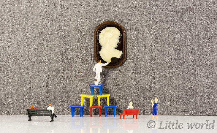 A New Serie Of Little World