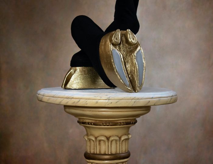 Artist Creates Shoes In The Shape Of Animal Hooves And The Result Is Impressive.