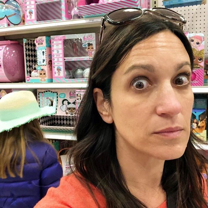 Women-In-Real-Life-Breaking-Unrealistic-Expectations