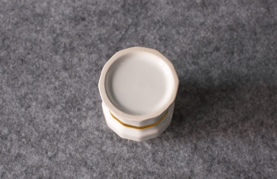 I Handmade A Tower Plant Pot - Plated In Real Gold I Handmade A Tower Plant Pot - Plated In Real Gold