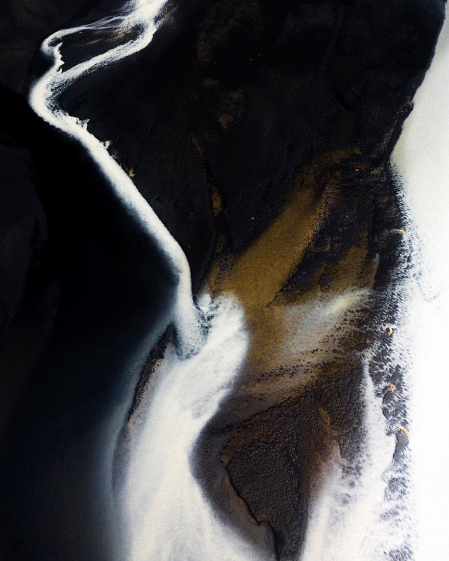 I Quit My Job And Moved To Iceland.