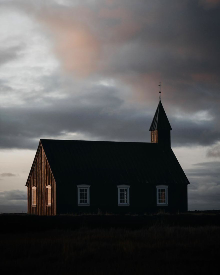 I Quit My Job And Moved To Iceland.