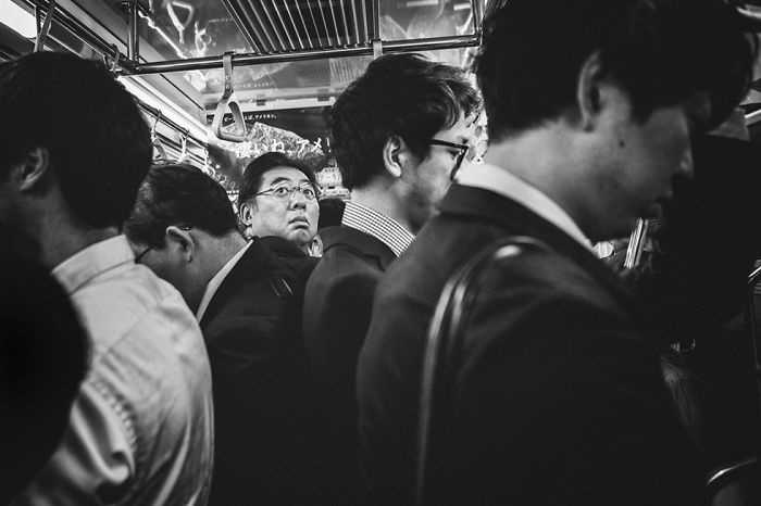 Photographer Gives Fascinating Glimpse Into The Train Culture Of Japan Through 21 Black & White Photos