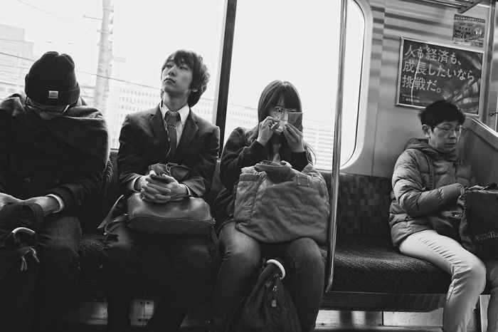 Photographer Gives Fascinating Glimpse Into The Train Culture Of Japan Through 21 Black & White Photos