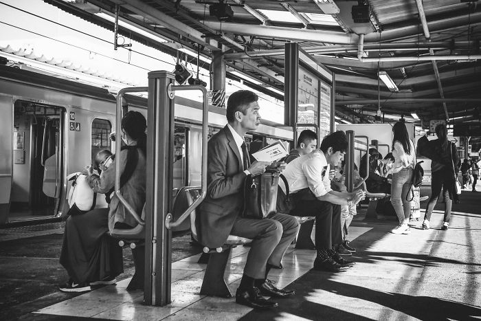 Photographer Gives Fascinating Glimpse Into The Train Culture Of Japan Through 21 Black & White Photos