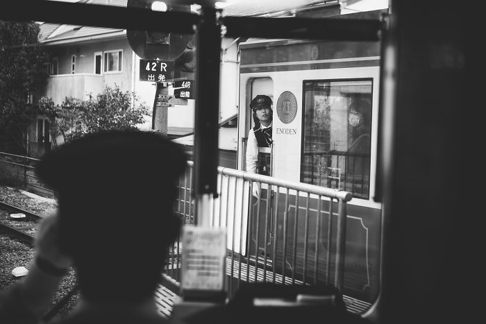 Photographer Gives Fascinating Glimpse Into The Train Culture Of Japan Through 21 Black & White Photos