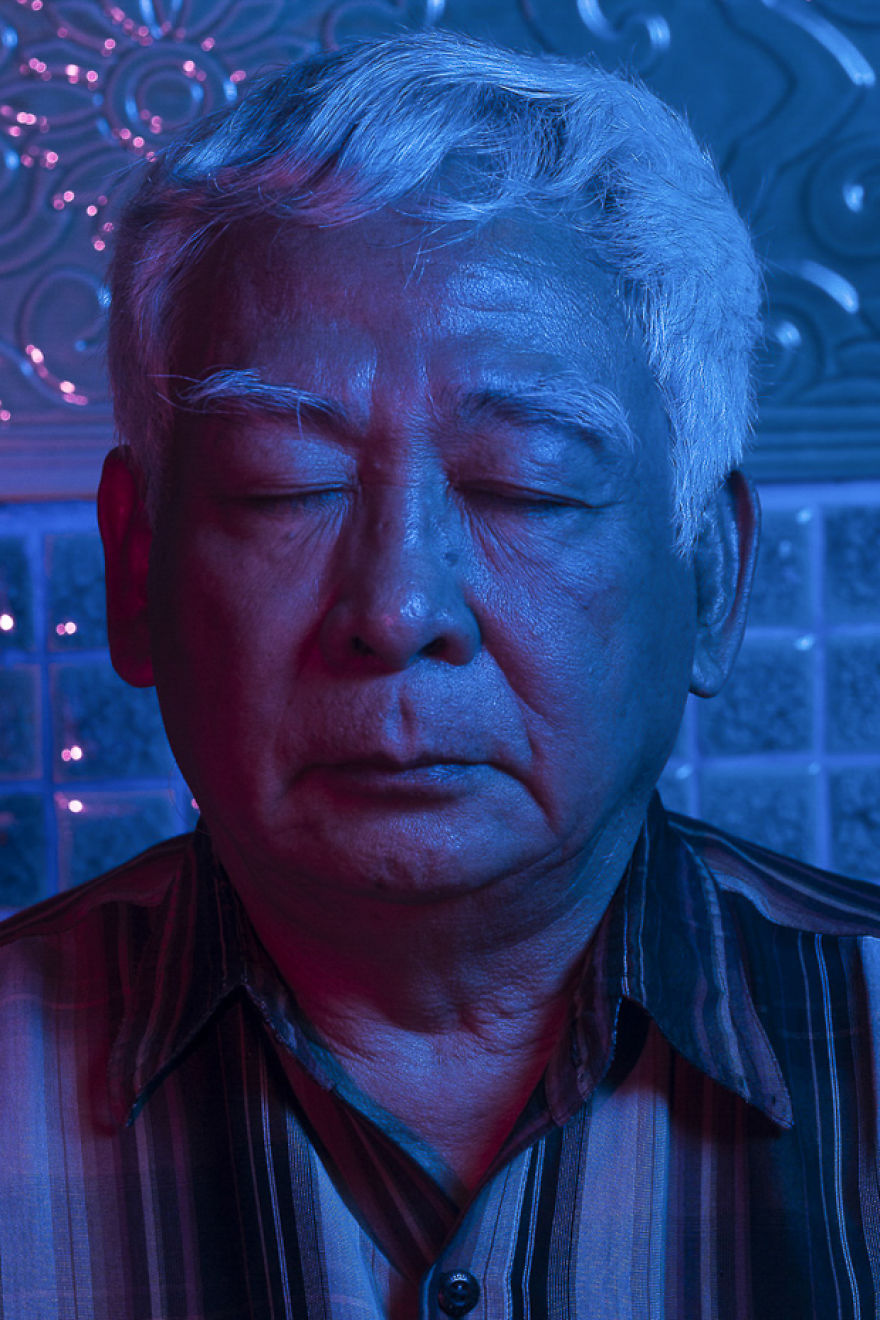 I Capture American Veterans That Moved Back To Vietnam To Find Ways To Deal With Their PTSD