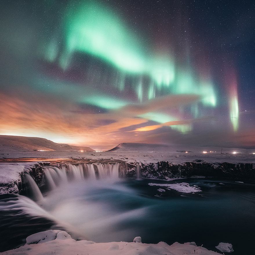 Aurorae: 'Dancing In The Goðafoss' By Sutie Yang