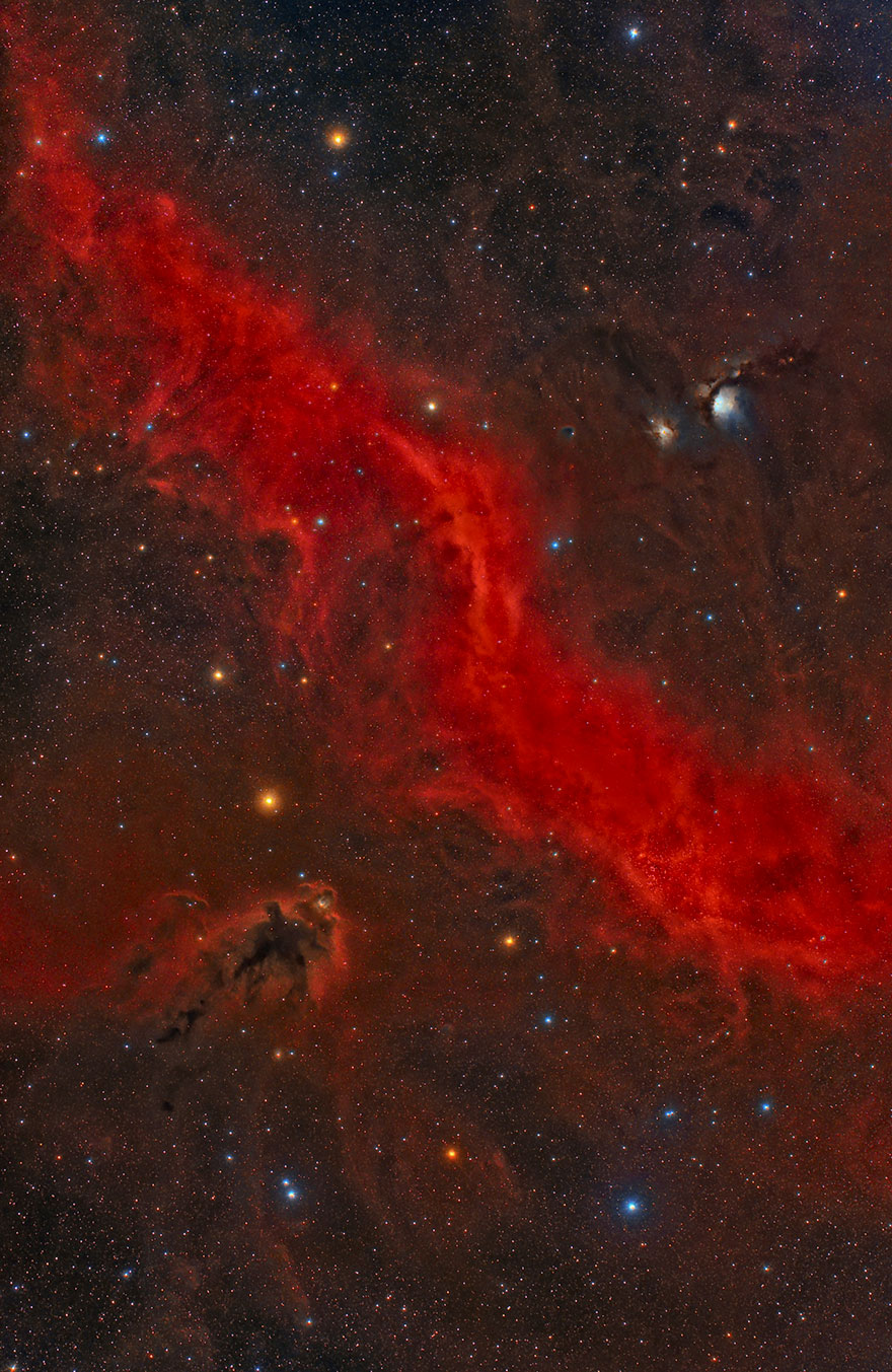 Stars And Nebulae: 'Galactic Artery' By Raul Villaverde Fraile